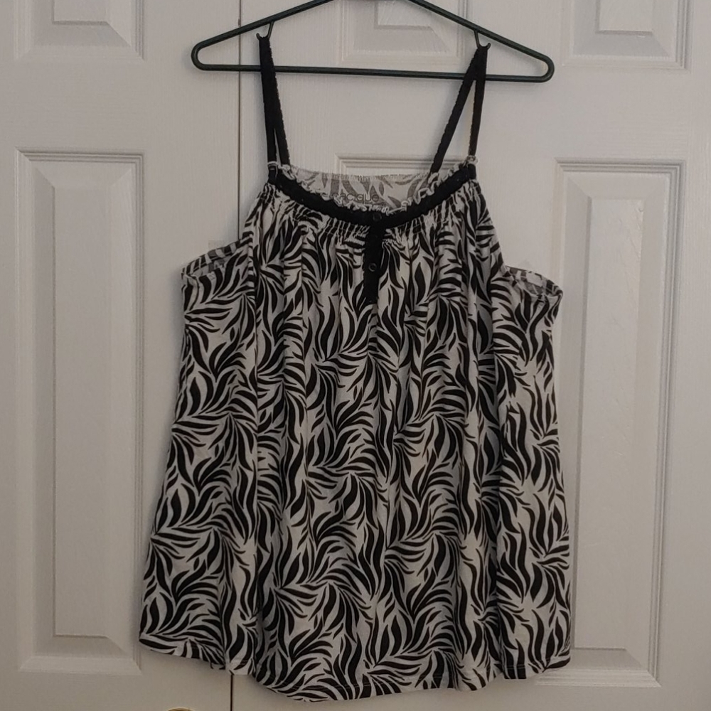 Cacique camisole